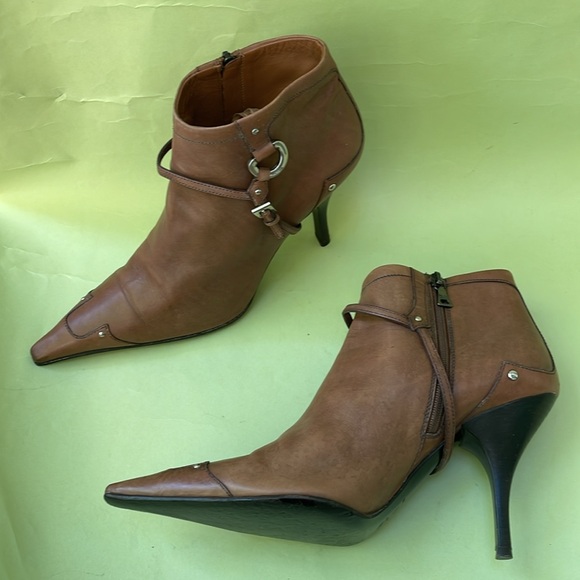 Vintage tan/silver Prada distressed leather booties - Picture 12 of 16